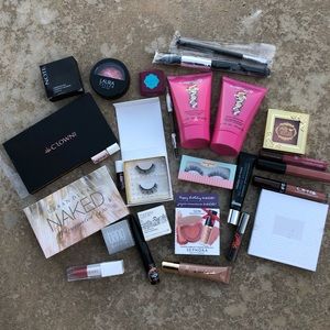 Box of makeup
